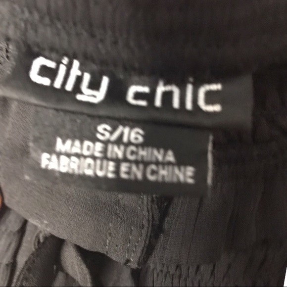 CITY  CHIC BLACK DRESS - Picture 7 of 8